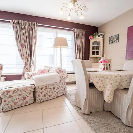 Appartement De Tulp - Romantic By Interhome De Haan